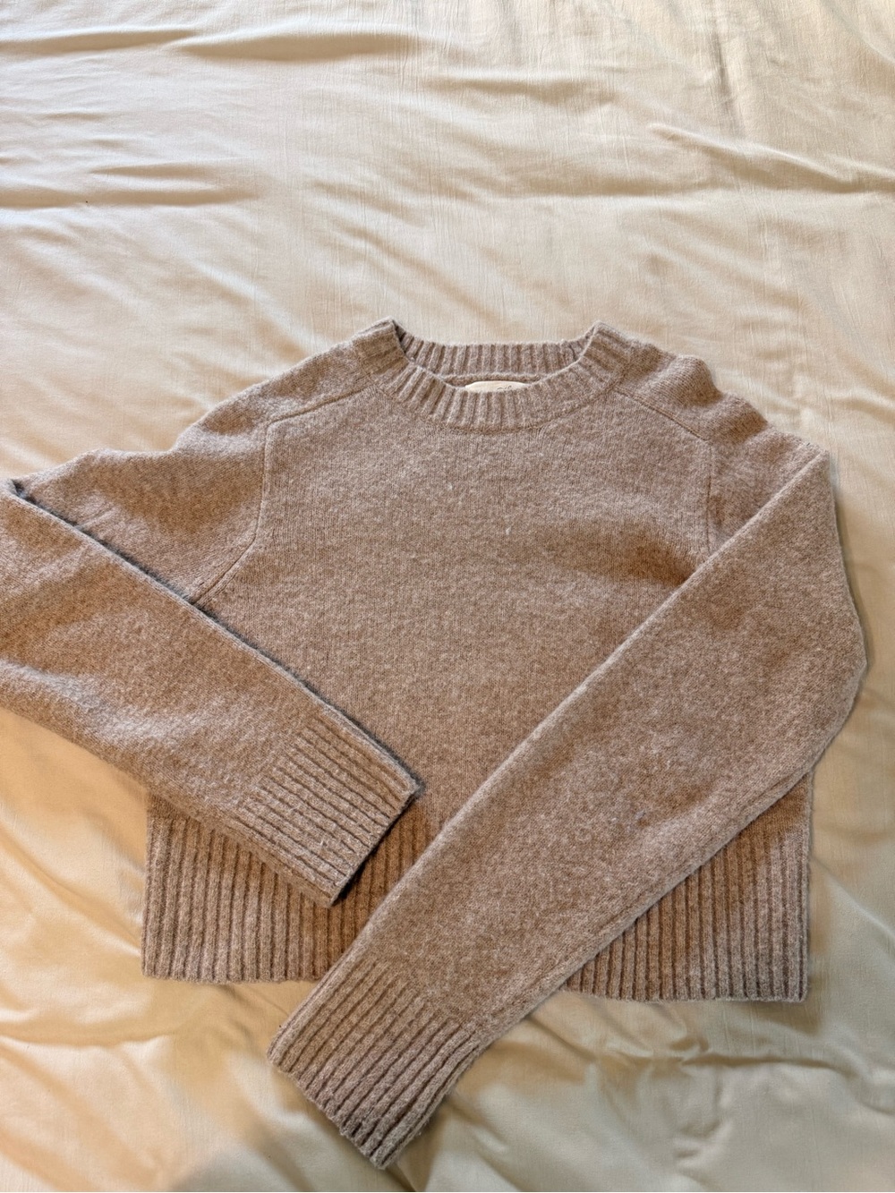 Universal Thread Crewneck Sweater in Taupe Heather